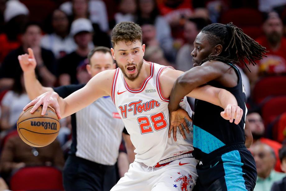 星空体育官网下载-NBA-申京28分杜兰特20+8 火箭险胜开拓者